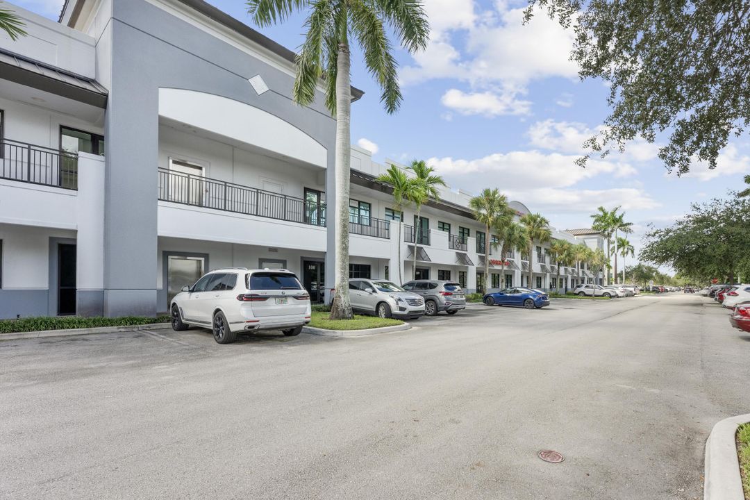 For Sale: $6,400 (0 beds, 0 baths, 1230 Square Feet)