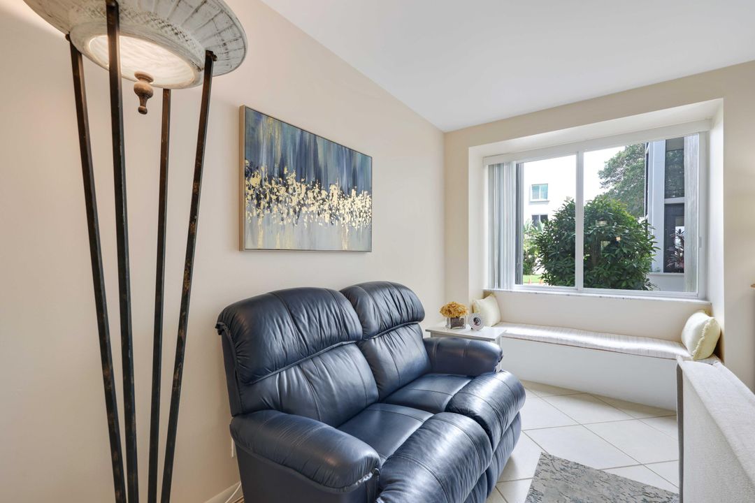 En Venta: $250,000 (2 camas, 2 baños, 1126 Pies cuadrados)