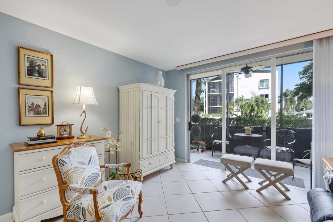 En Venta: $250,000 (2 camas, 2 baños, 1126 Pies cuadrados)