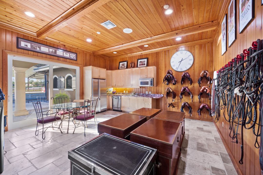 En Venta: $10,975,000 (1 camas, 2 baños, 1580 Pies cuadrados)