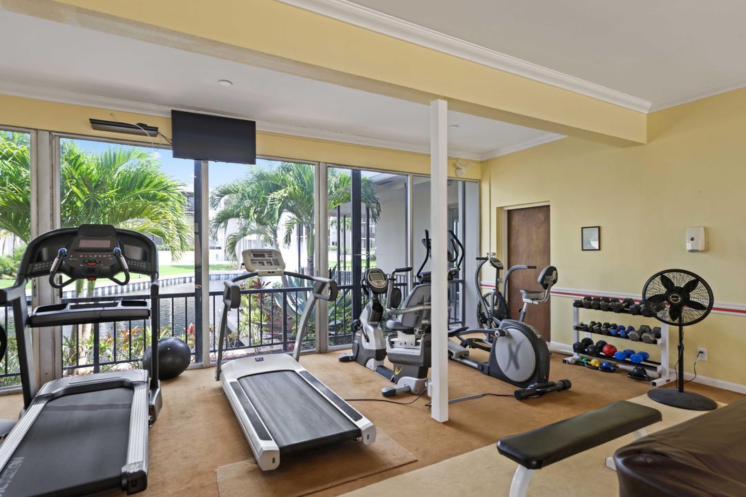 En Venta: $250,000 (2 camas, 2 baños, 1126 Pies cuadrados)