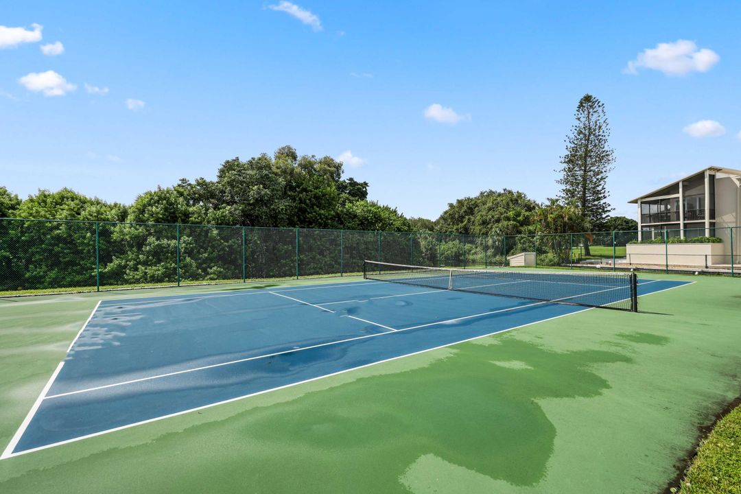 En Venta: $250,000 (2 camas, 2 baños, 1126 Pies cuadrados)