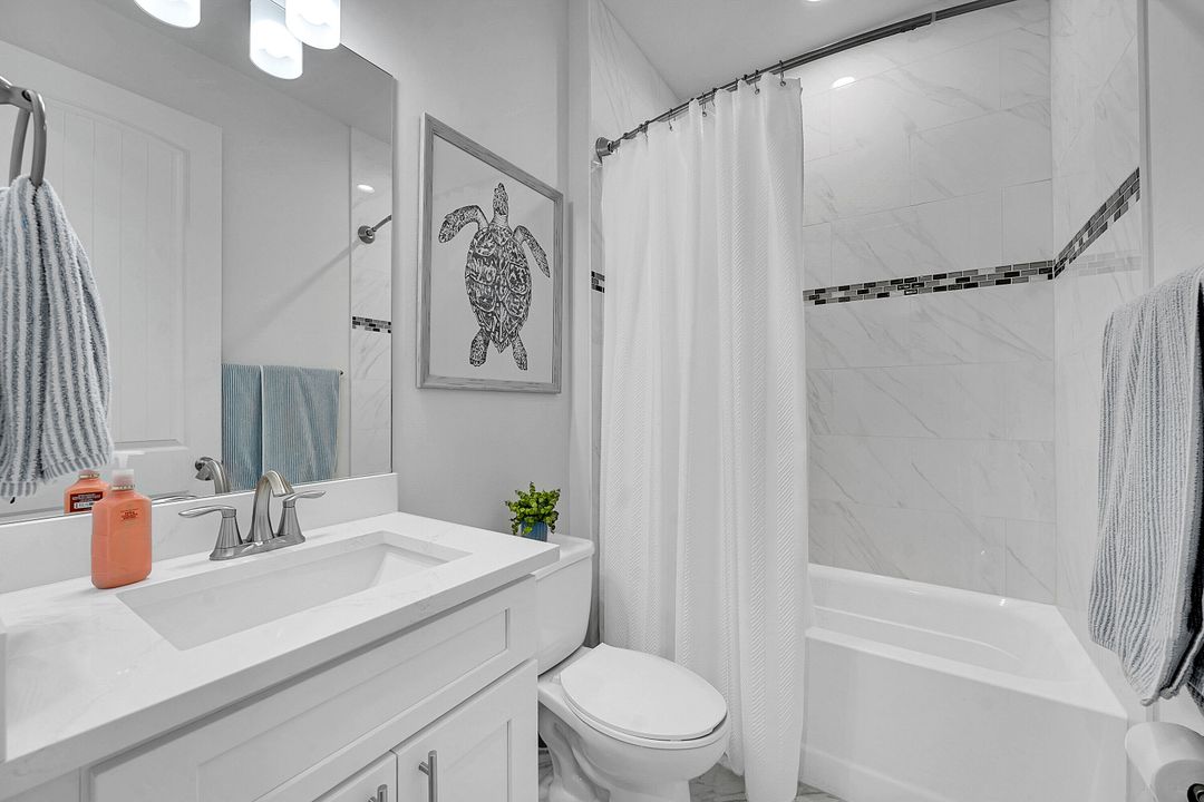 合同活跃: $460,000 (4 贝兹, 2 浴室, 1773 平方英尺)