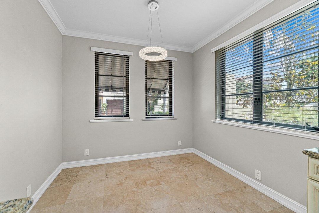 Active With Contract: $3,800 (3 beds, 2 baths, 1930 Square Feet)