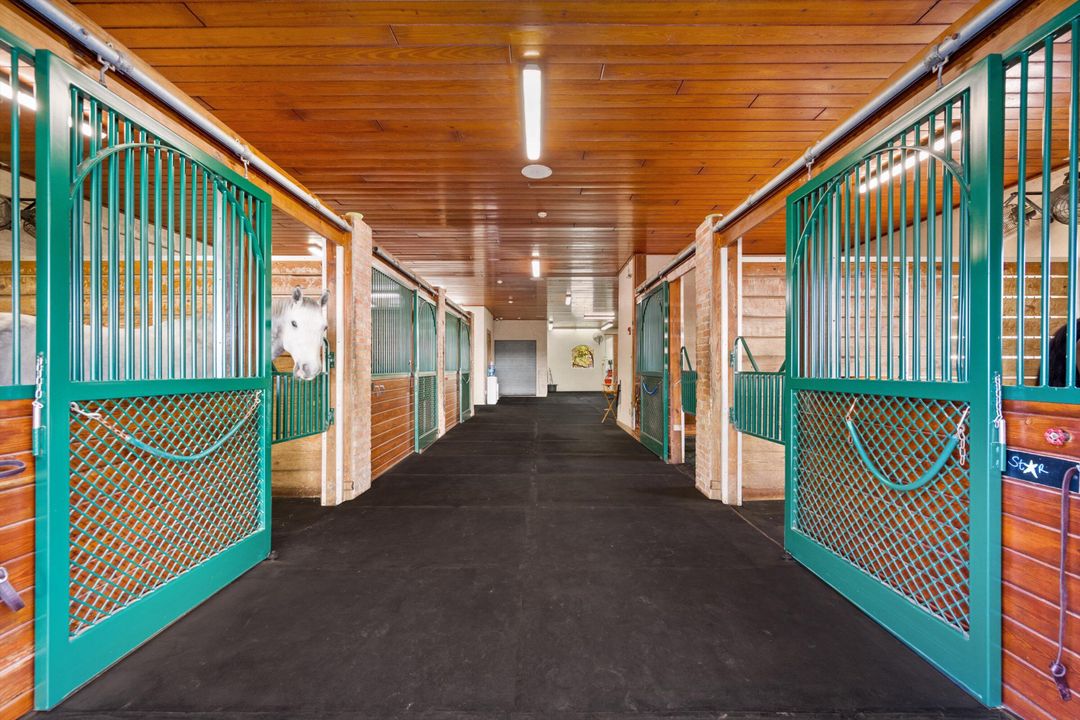 En Venta: $10,975,000 (1 camas, 2 baños, 1580 Pies cuadrados)