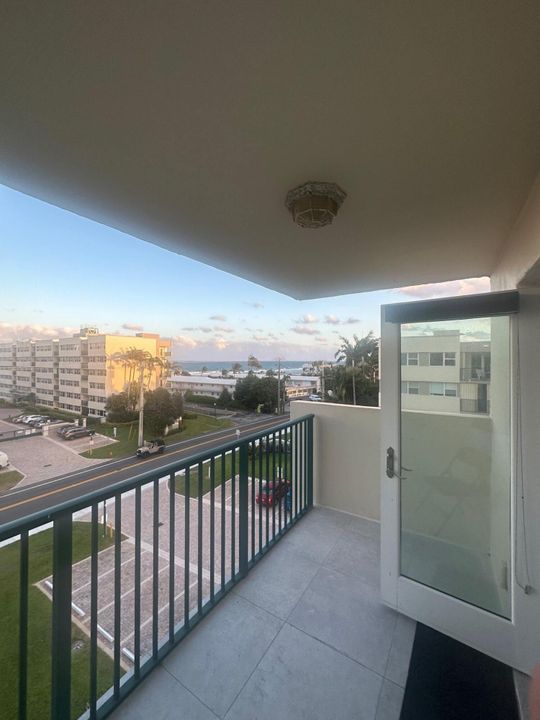 For Rent: $7,000 (2 beds, 2 baths, 1270 Square Feet)