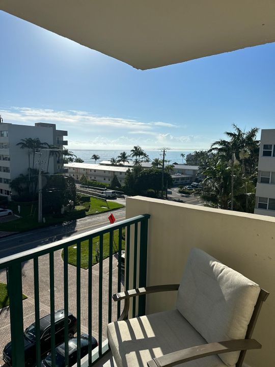 For Rent: $7,000 (2 beds, 2 baths, 1270 Square Feet)