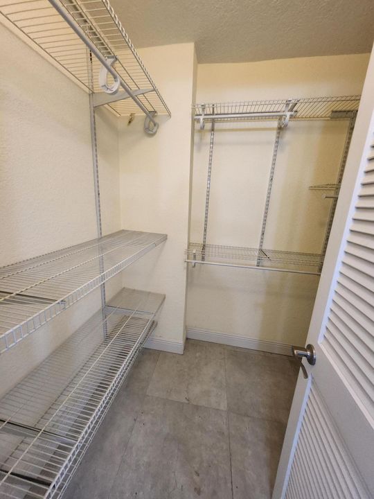 For Rent: $7,000 (2 beds, 2 baths, 1270 Square Feet)