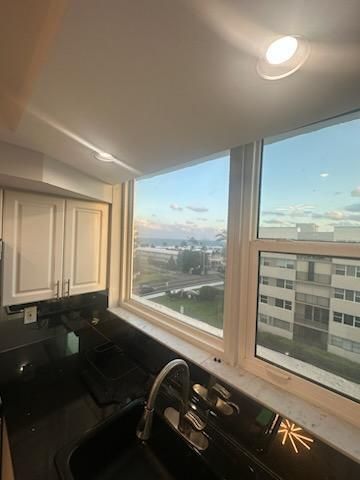 For Rent: $7,000 (2 beds, 2 baths, 1270 Square Feet)