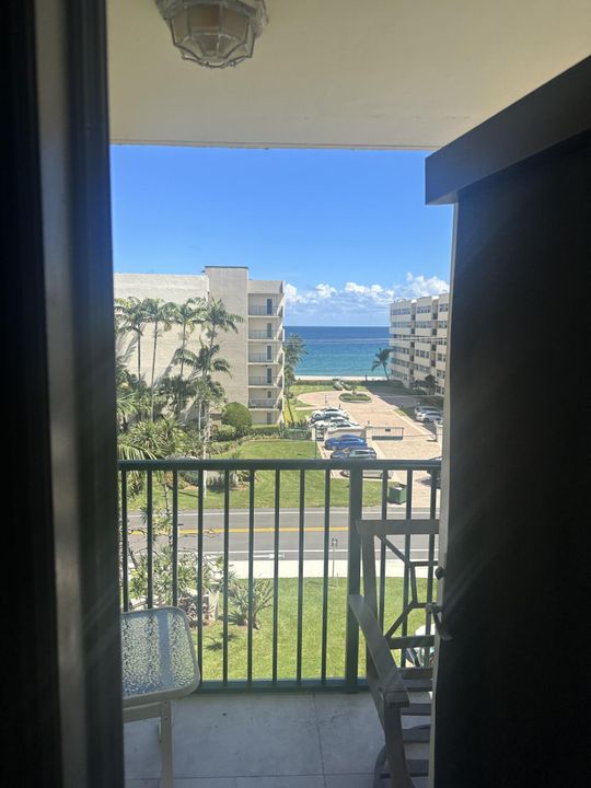 For Rent: $7,000 (2 beds, 2 baths, 1270 Square Feet)