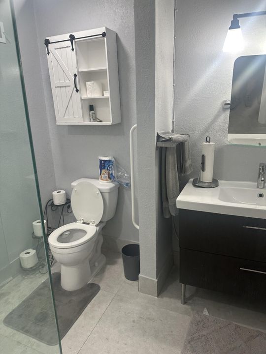 For Rent: $7,000 (2 beds, 2 baths, 1270 Square Feet)