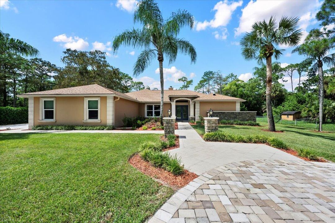 For Sale: $1,195,000 (3 beds, 3 baths, 2343 Square Feet)