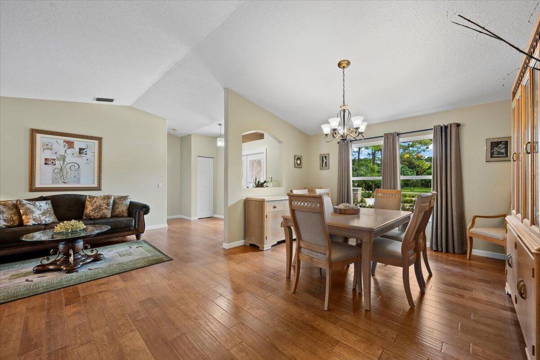 For Sale: $1,195,000 (3 beds, 3 baths, 2343 Square Feet)