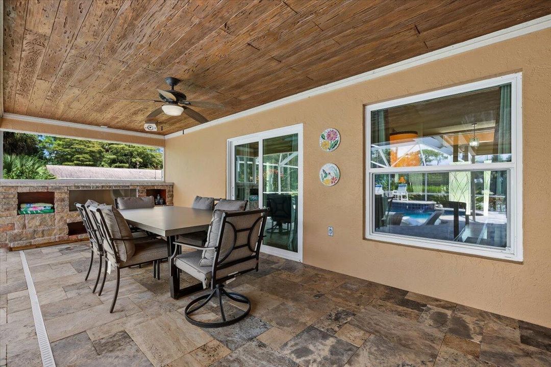 For Sale: $1,195,000 (3 beds, 3 baths, 2343 Square Feet)