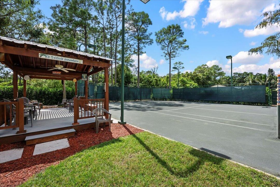 For Sale: $1,195,000 (3 beds, 3 baths, 2343 Square Feet)