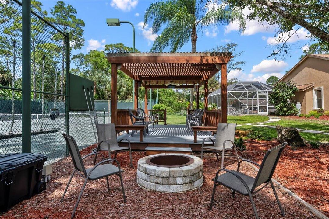 For Sale: $1,195,000 (3 beds, 3 baths, 2343 Square Feet)