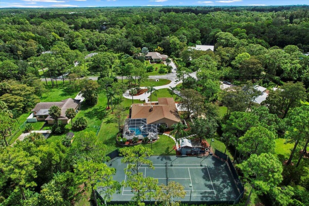 For Sale: $1,195,000 (3 beds, 3 baths, 2343 Square Feet)