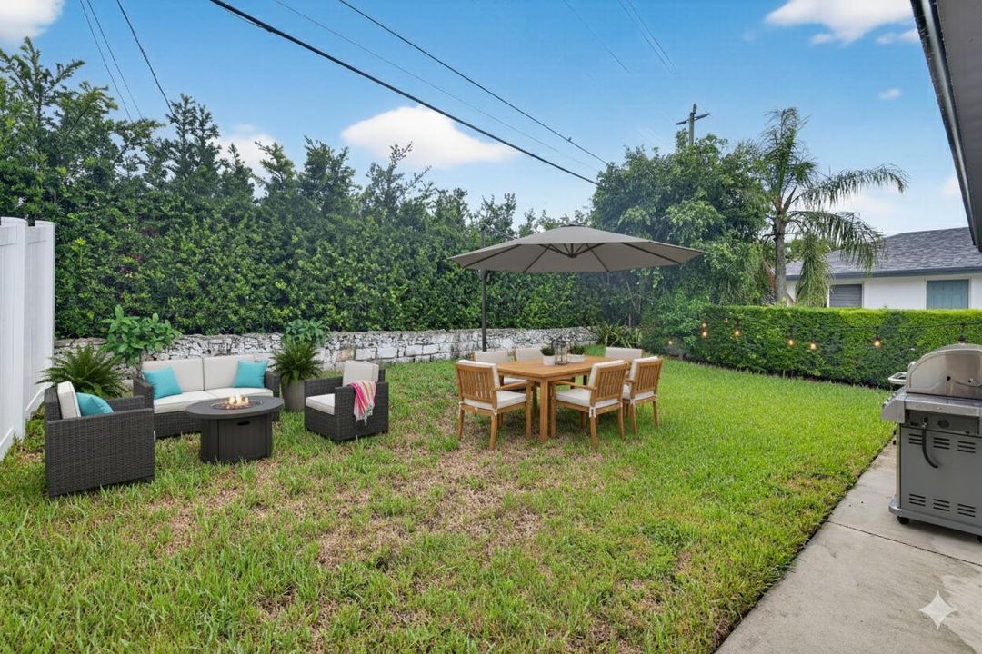 Activo con contrato: $4,500 (2 camas, 2 baños, 1040 Pies cuadrados)