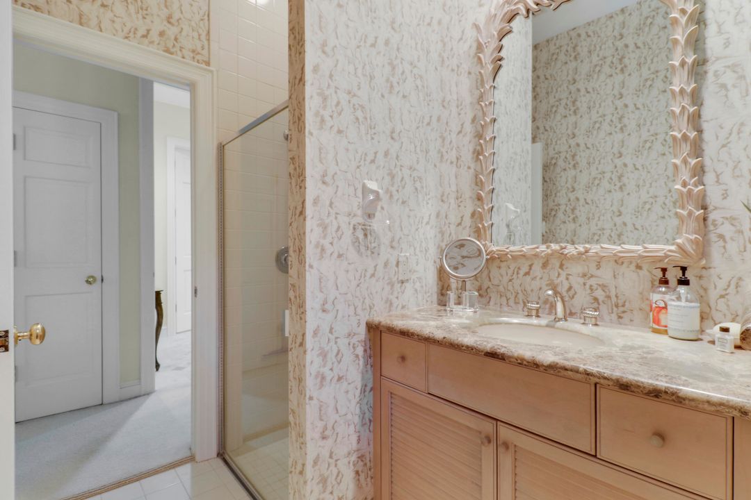 For Sale: $1,695,000 (4 beds, 5 baths, 5297 Square Feet)