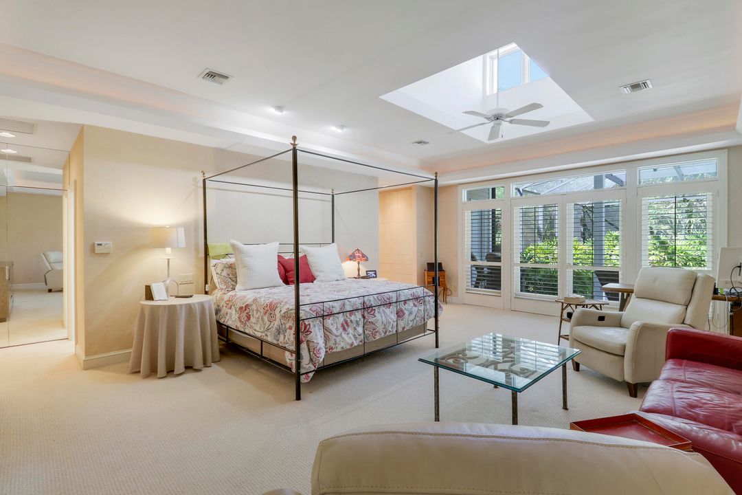 For Sale: $1,695,000 (4 beds, 5 baths, 5297 Square Feet)