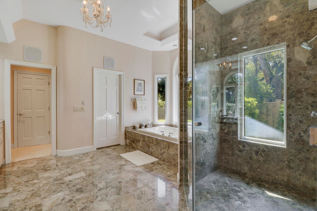 For Sale: $1,695,000 (4 beds, 5 baths, 5297 Square Feet)