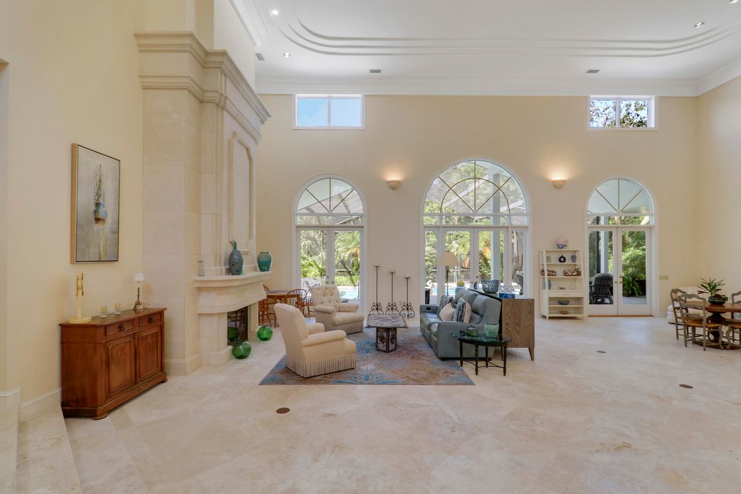 For Sale: $1,695,000 (4 beds, 5 baths, 5297 Square Feet)