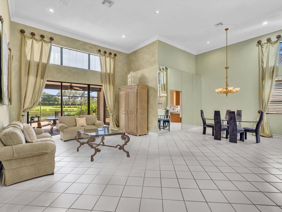 For Rent: $7,500 (3 beds, 2 baths, 2585 Square Feet)