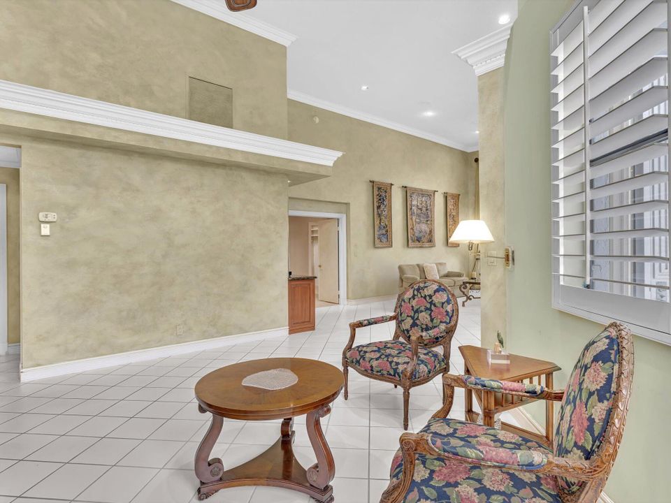 For Rent: $7,500 (3 beds, 2 baths, 2585 Square Feet)