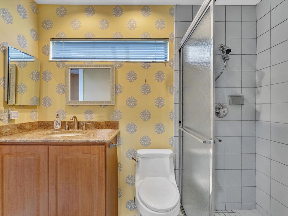 For Rent: $7,500 (3 beds, 2 baths, 2585 Square Feet)