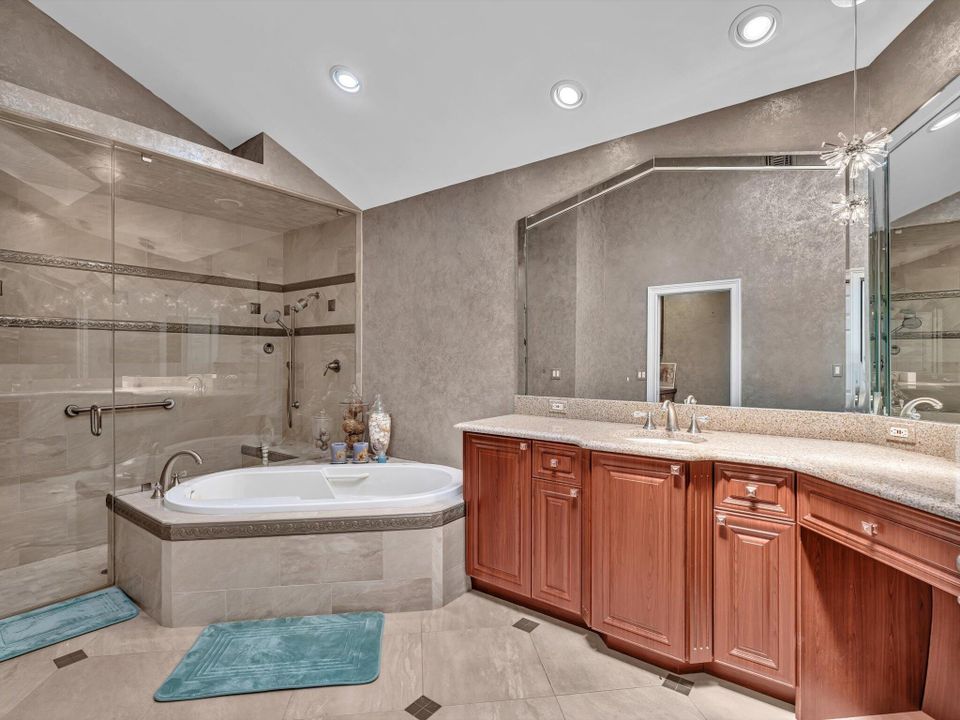 For Rent: $7,500 (3 beds, 2 baths, 2585 Square Feet)