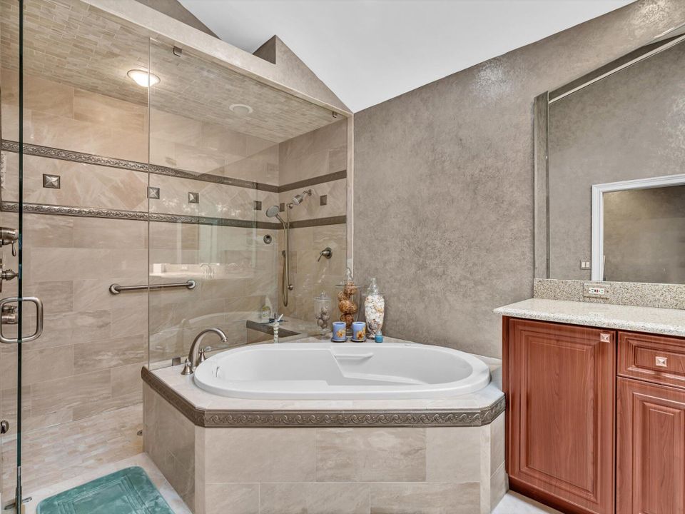 For Rent: $7,500 (3 beds, 2 baths, 2585 Square Feet)