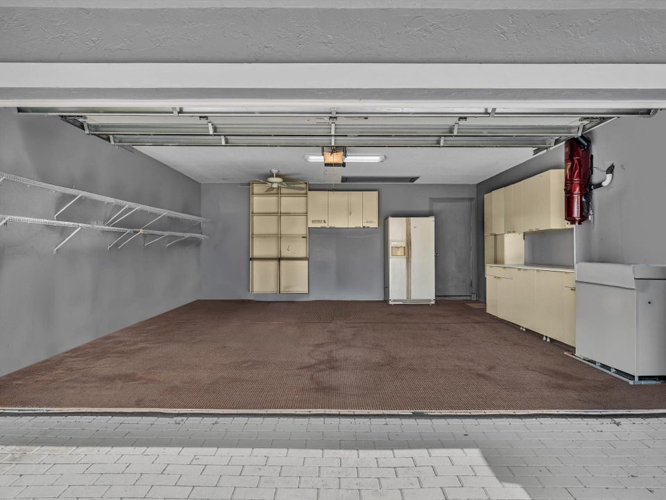 For Rent: $7,500 (3 beds, 2 baths, 2585 Square Feet)