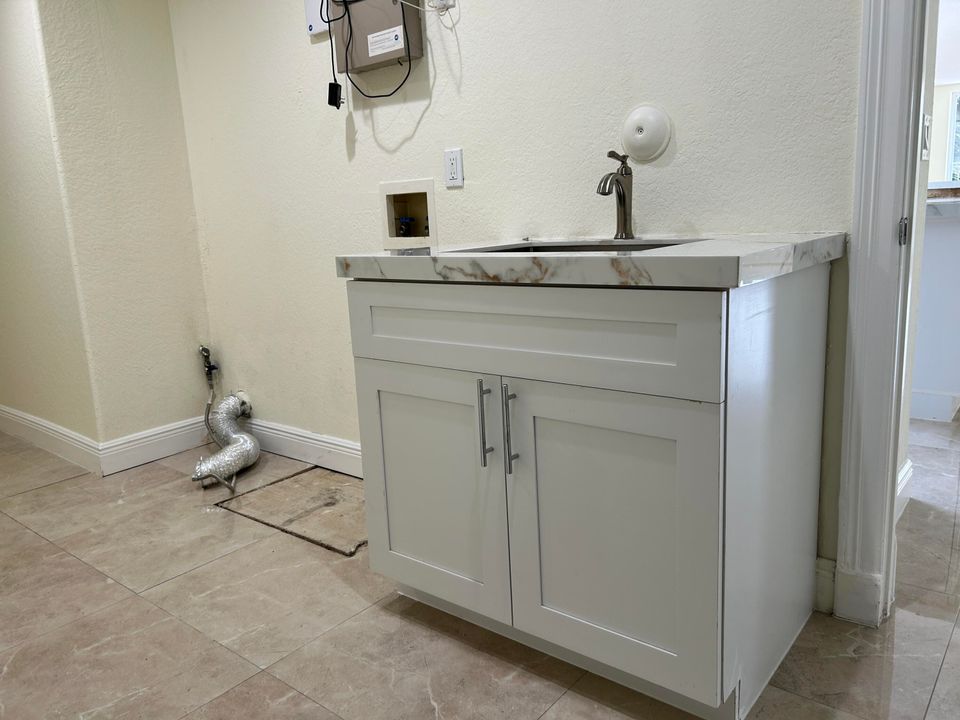 待售: $1,550,000 (5 贝兹, 3 浴室, 5464 平方英尺)