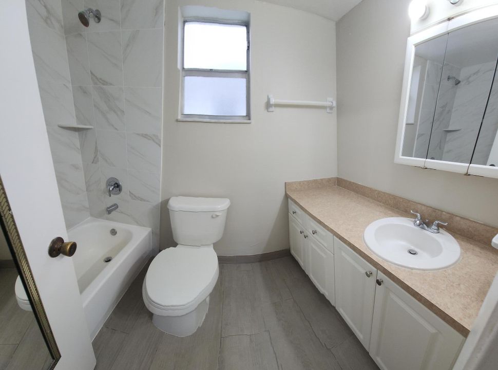 Activo con contrato: $139,500 (1 camas, 1 baños, 800 Pies cuadrados)