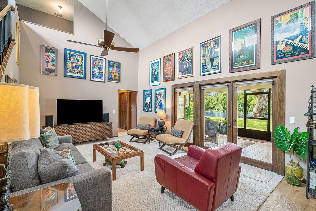 На продажу: $769,000 (5 спален, 3 ванн, 3543 Квадратных фут)