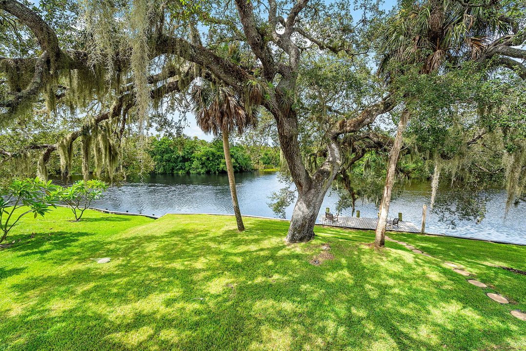 На продажу: $769,000 (5 спален, 3 ванн, 3543 Квадратных фут)