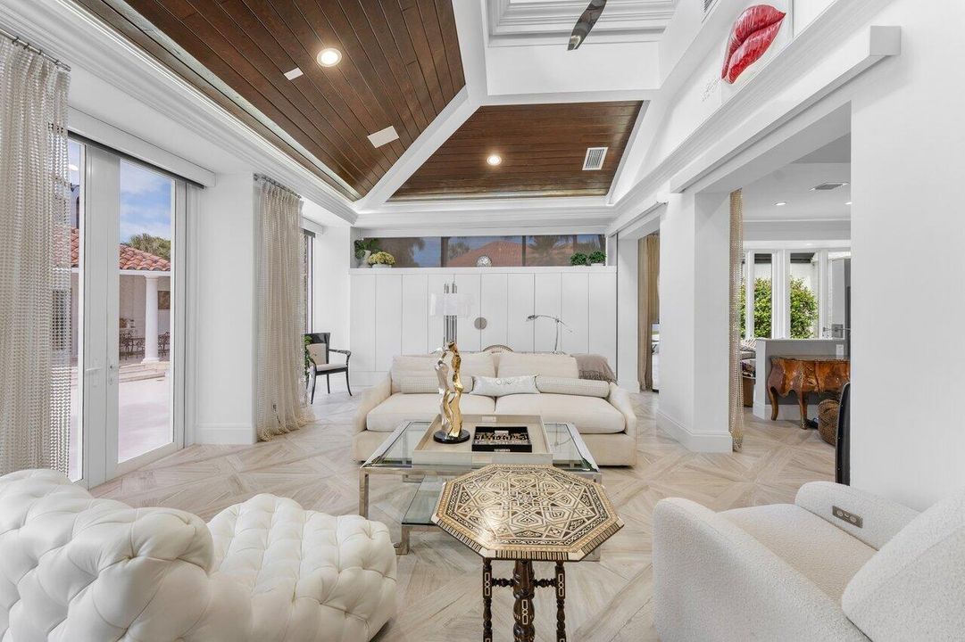 待售: $19,995,000 (7 贝兹, 8 浴室, 12163 平方英尺)