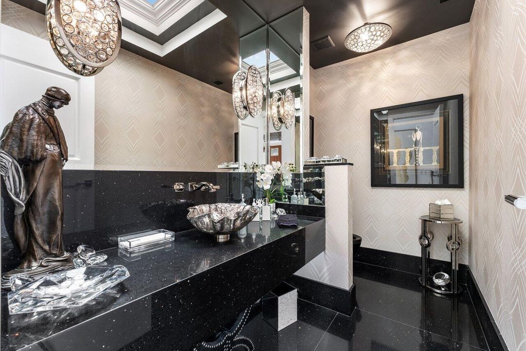 待售: $19,995,000 (7 贝兹, 8 浴室, 12163 平方英尺)