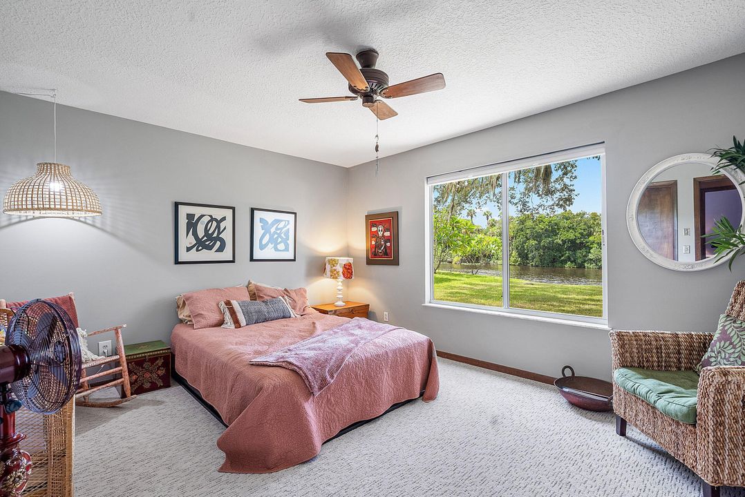 На продажу: $769,000 (5 спален, 3 ванн, 3543 Квадратных фут)