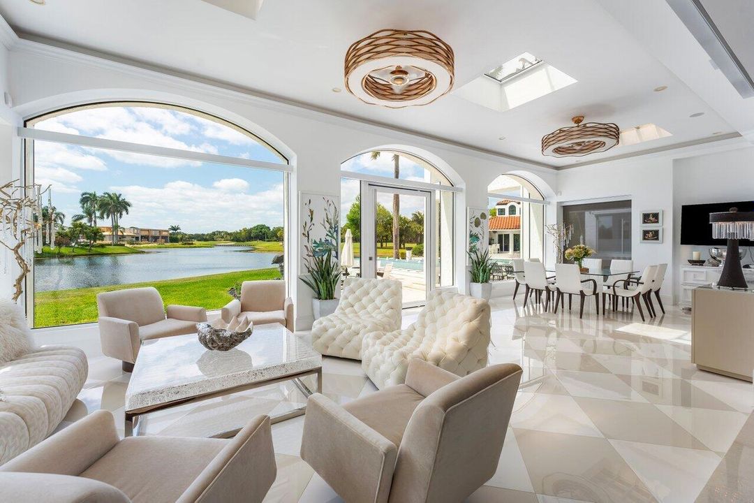 待售: $19,995,000 (7 贝兹, 8 浴室, 12163 平方英尺)