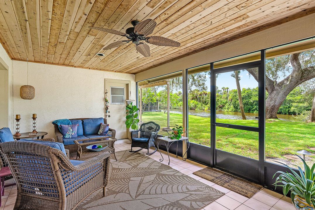 На продажу: $769,000 (5 спален, 3 ванн, 3543 Квадратных фут)