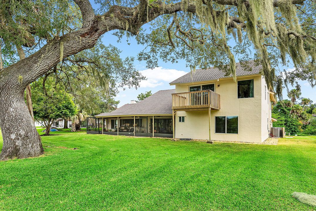 На продажу: $769,000 (5 спален, 3 ванн, 3543 Квадратных фут)