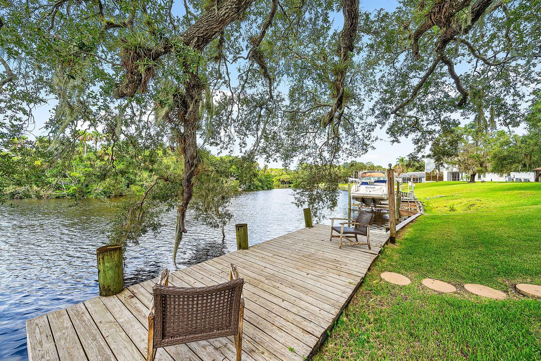 На продажу: $769,000 (5 спален, 3 ванн, 3543 Квадратных фут)