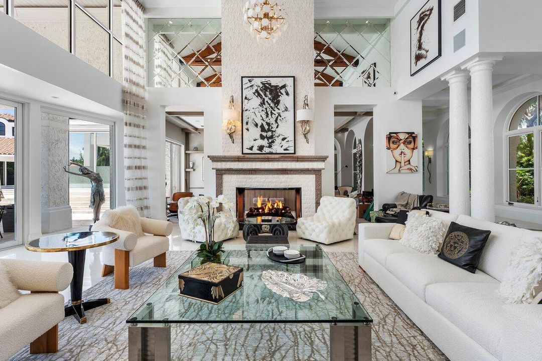 待售: $19,995,000 (7 贝兹, 8 浴室, 12163 平方英尺)