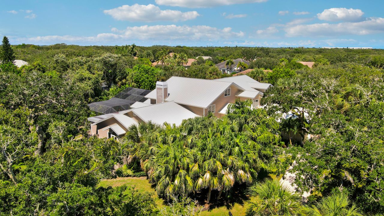 For Sale: $1,695,000 (4 beds, 5 baths, 5297 Square Feet)