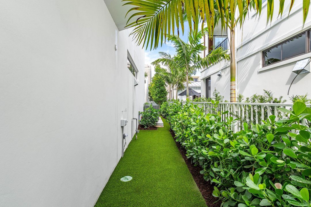 En Venta: $5,495,000 (5 camas, 5 baños, 4813 Pies cuadrados)