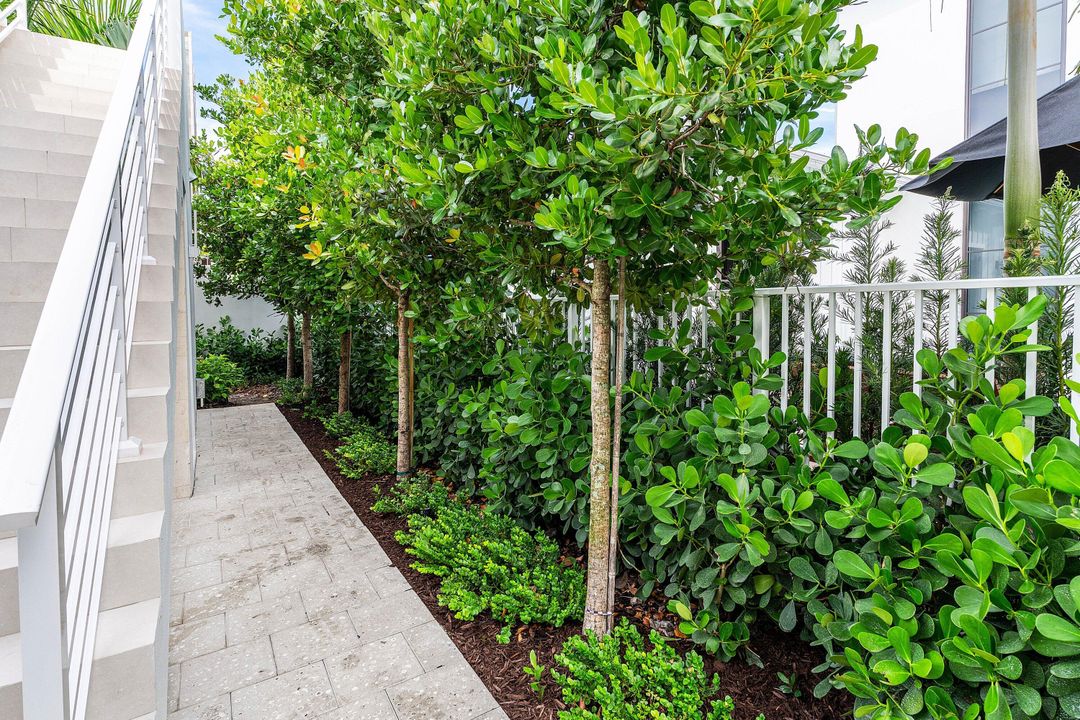 En Venta: $5,495,000 (5 camas, 5 baños, 4813 Pies cuadrados)