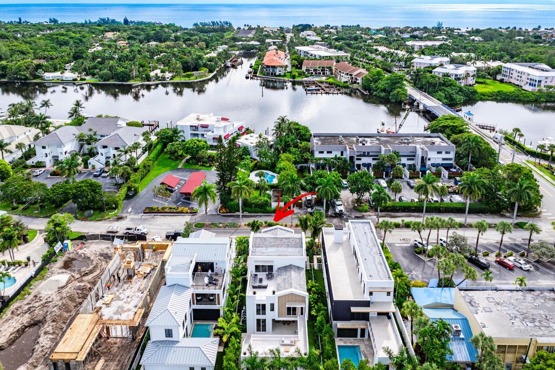 En Venta: $5,495,000 (5 camas, 5 baños, 4813 Pies cuadrados)