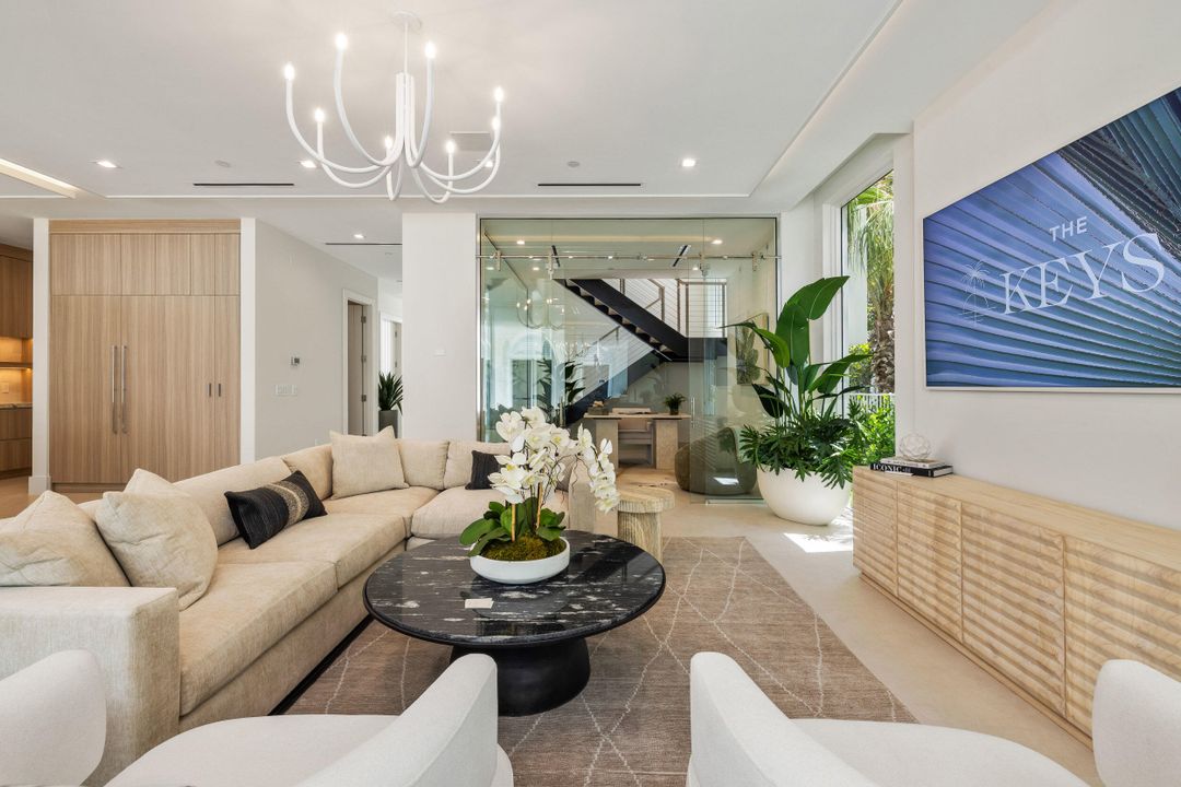 En Venta: $5,495,000 (5 camas, 5 baños, 4813 Pies cuadrados)