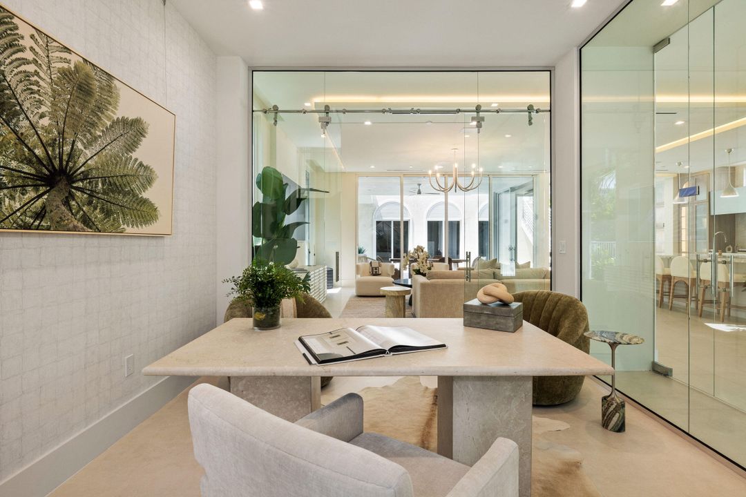 En Venta: $5,495,000 (5 camas, 5 baños, 4813 Pies cuadrados)